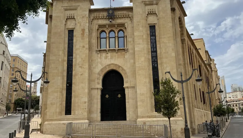 الاقتصاد اللبناني في 2025: استقرار حذر وتشريعات تتوّج بقانون الفجوة المالية في نهاية السنة