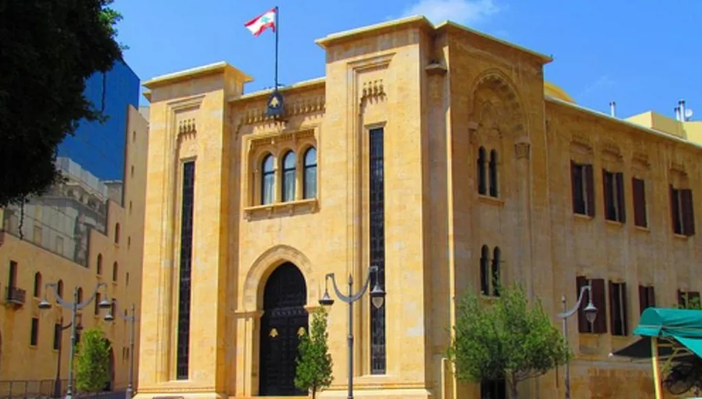 قانون الإعلام إلى الهيئة العامة بعد سحب فصل إلغاء الوزارة