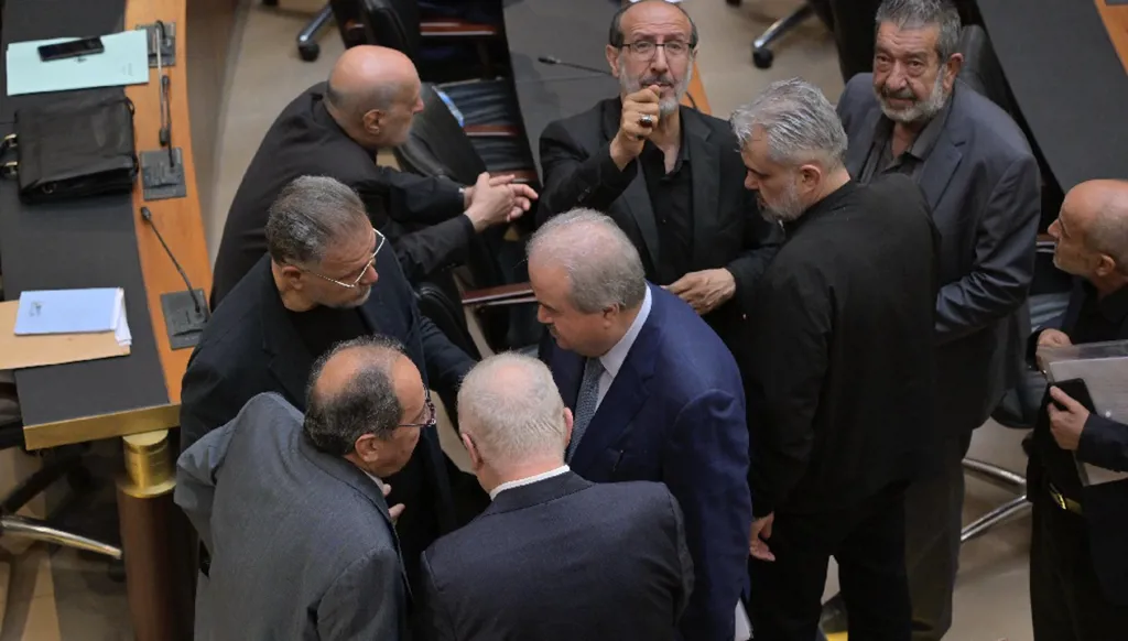 اقتراع المغتربين يضعف الثنائي شيعياً وباسيل مسيحياً
