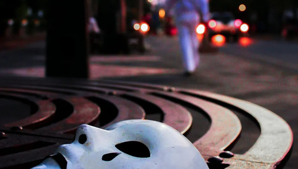 لِمَ بُصقْنا؟