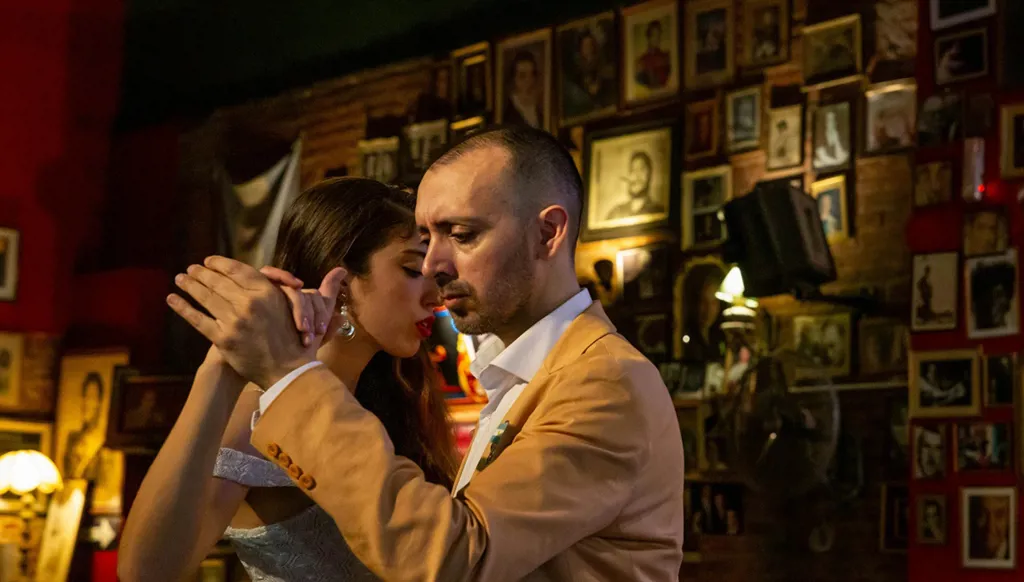 Premier tango, à Paris