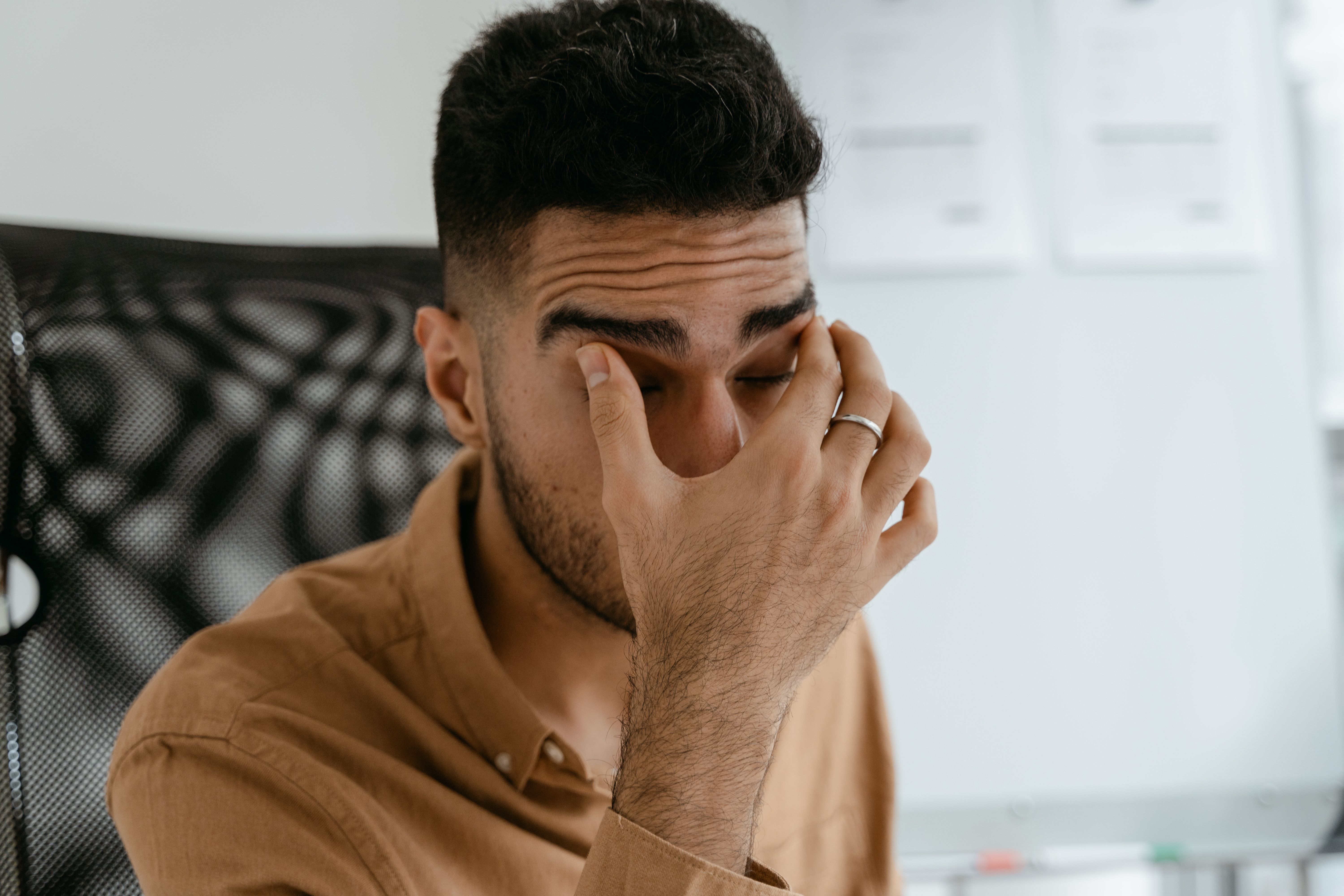 فترات الراحة المنتظمة تُساعد على تعزيز البصر (Pexels)