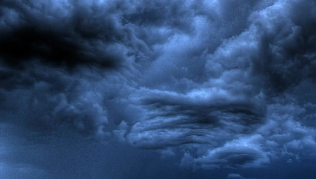 سَيَأتي ٱللّيلُ ٱلَّذي لا يَستَطيعُ أَحَدٌ فيهِ عَمَلاً