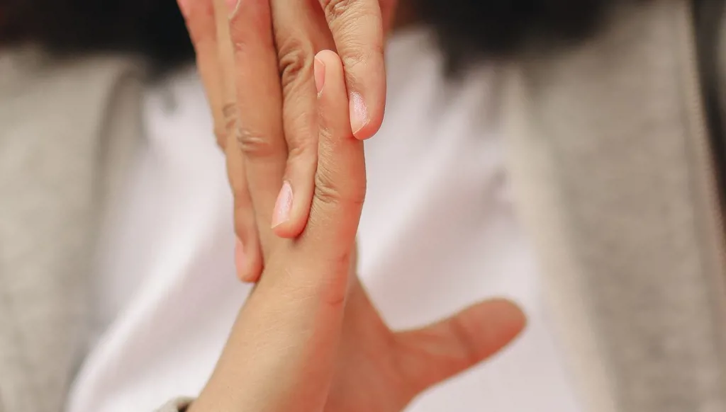 غرابة الدماغ: ١٠ حالات تكشف تعقيد إدراكنا للعالم