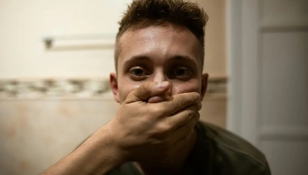 الإهداء: إلى حبيب إبنتي المنتحرة…