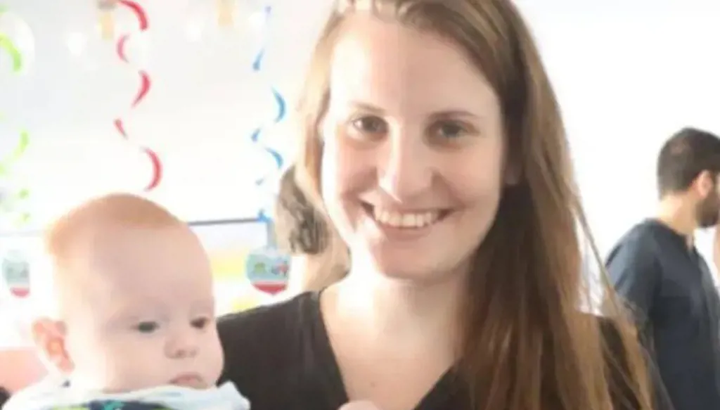 "حماس" تسلم جثمان الأسيرة الإسرائيلية شيري بيباس إلى الصليب الأحمر