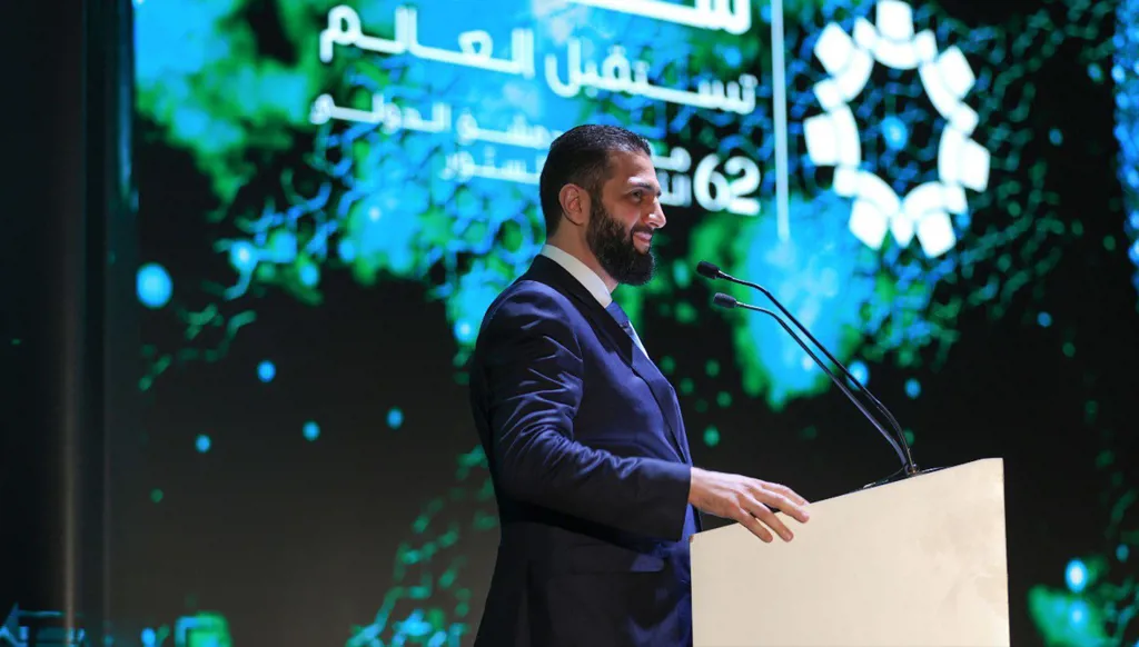 الشرع يفتتح معرض دمشق: أولويتنا الاستقرار الأمني