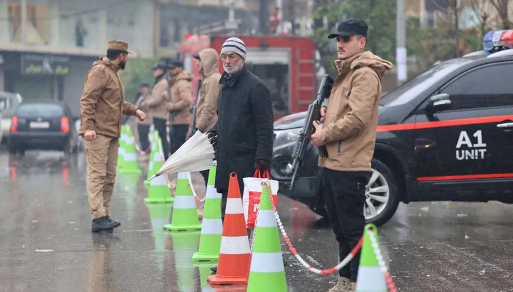 بالصور- حلب تستعدّ للاحتفال برأس السنة… والأمن يواكب