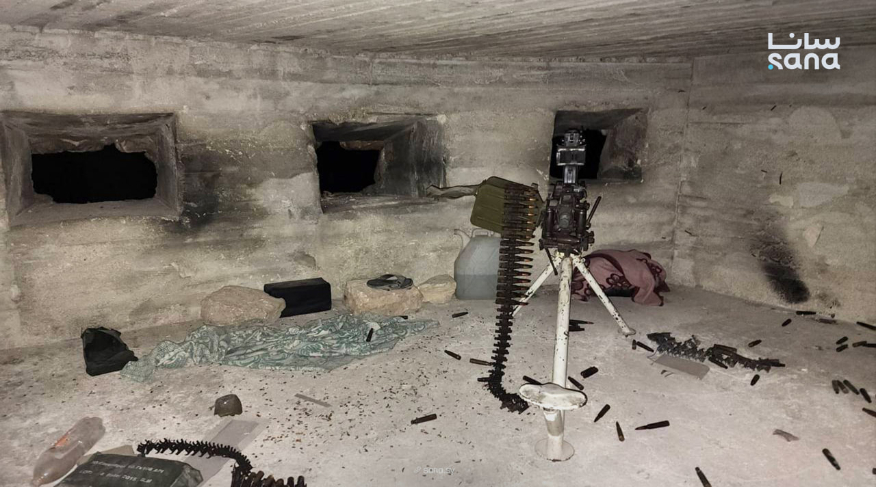 أسلحة صادرها الجيش السوري داخل حي الشيخ مقصود- حلب (سانا).
