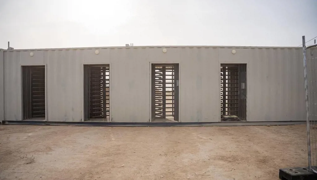 بالفيديو- ماذا نعرف عن ممر "ريغافيم" الذي أعلن الجيش الإسرائيلي افتتاحه عند معبر رفح؟