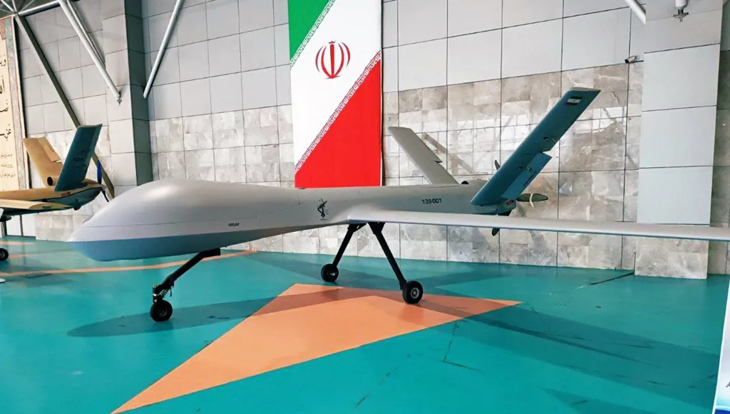 ما هي المسيّرة الإيرانية "شاهد-139" التي أُسقطت قرب "أبراهام لينكولن" وما مهامها الخفية؟