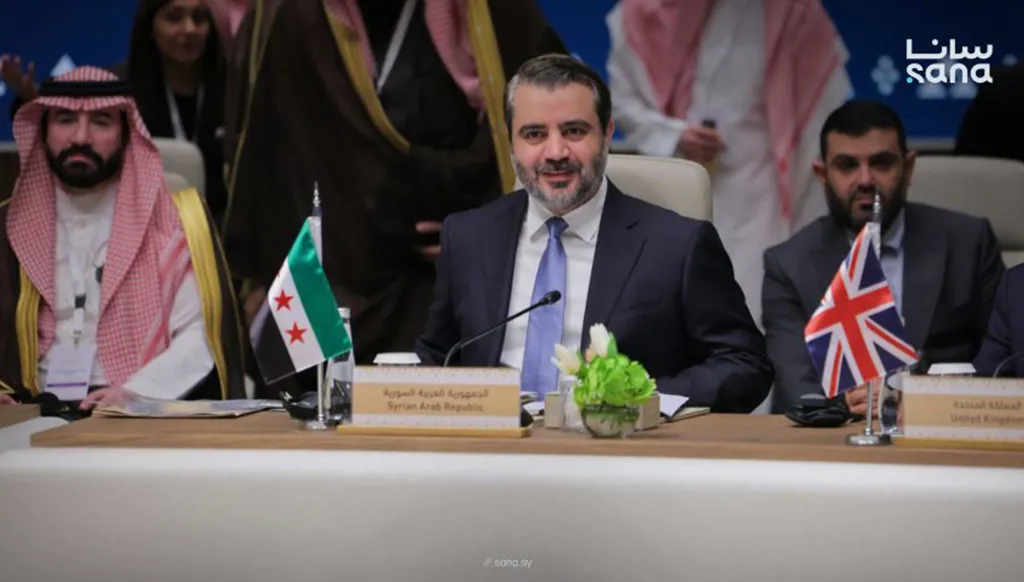 الشيباني والسلامة يشاركان في الرياض باجتماع التحالف الدولي لهزيمة داعش (سانا).