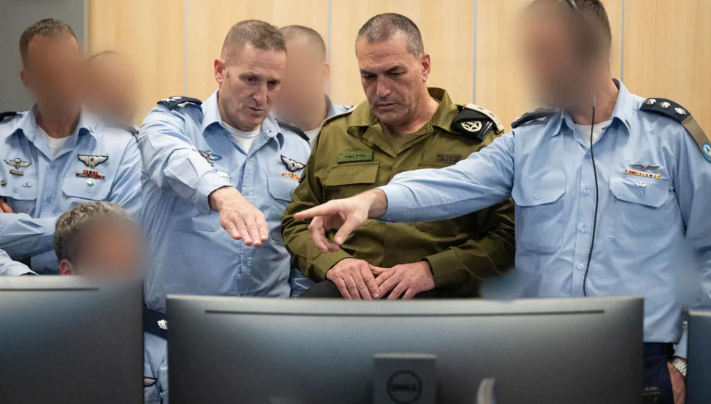 ضمن عملية "النسر"... إنزال إسرائيلي لقوة خاصة في جنوب لبنان قبيل وقف إطلاق النار