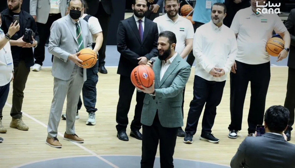 الرئيس السوري: عانينا كثيرا من الحرب وحان الوقت لننتقل ولبنان الى مرحلة الإعمار