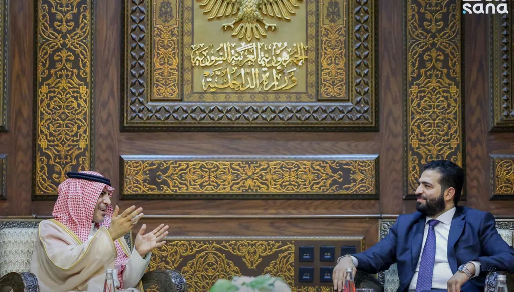 أنس خطاب يودّع السفير السعودي في دمشق... إشادة بتعزيز التعاون بين البلدين