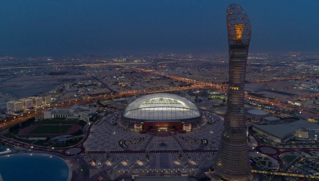 كأس العالم تحت 17 عاماً في قطر تحتفي بأساطير كرة القدم القطرية