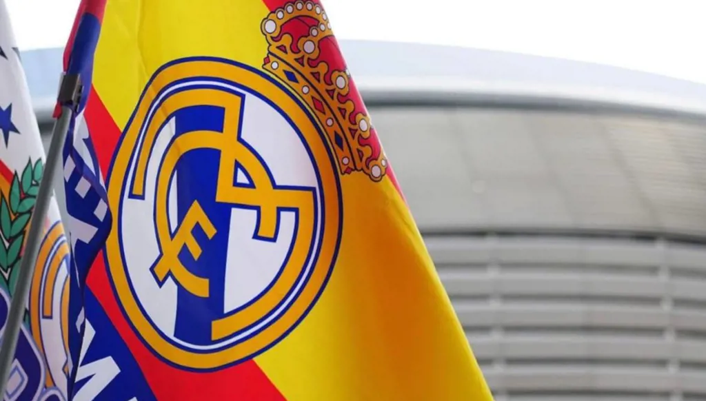 بعد اعتزاله بعام واحد فقط... لاعب ريال مدريد السابق يصاب بجلطة دماغية مفاجئة