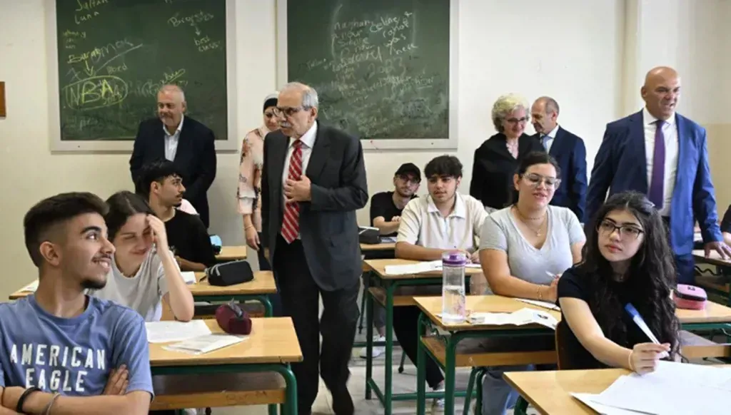 هل ينصف البرلمان اللبناني قريباً تلامذة الصفوف الانتقالية والطلبات الحرة؟