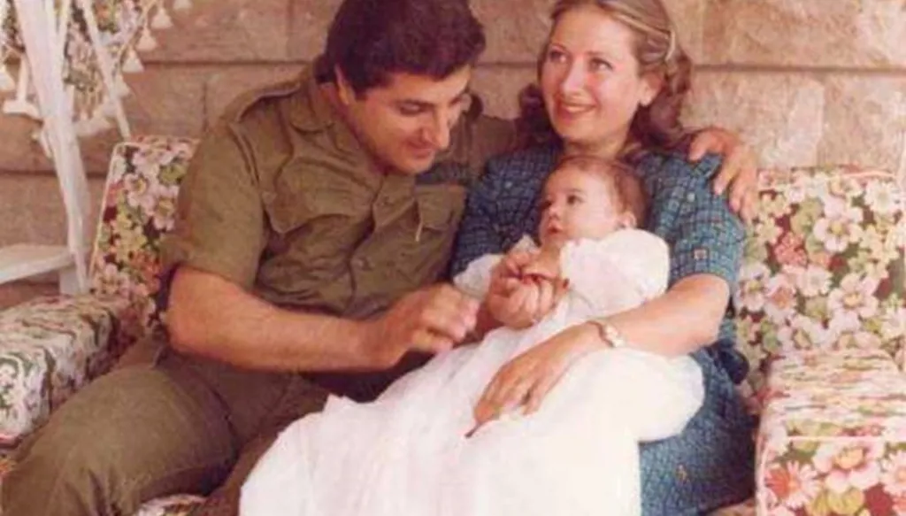 من العائلة الصغيرة الى الوطن