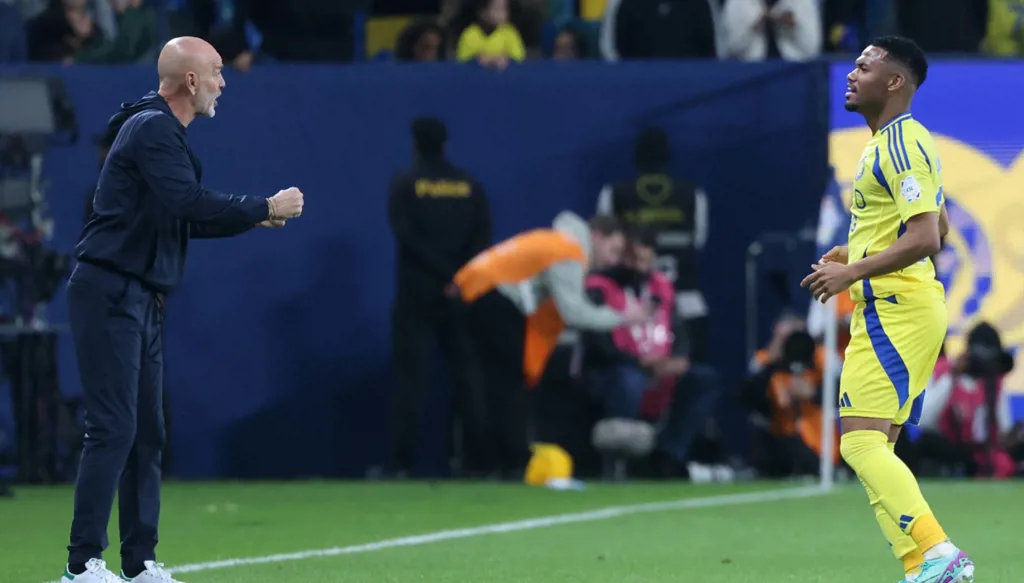 بيولي يعترف بمرور النصر بفترة ضغط