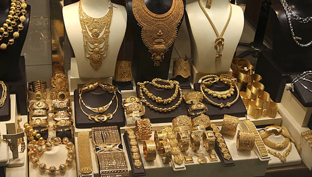 سرقة مجوهرات بقيمة تزيد عن مليون يورو من مصمّم أميركي في فرنسا