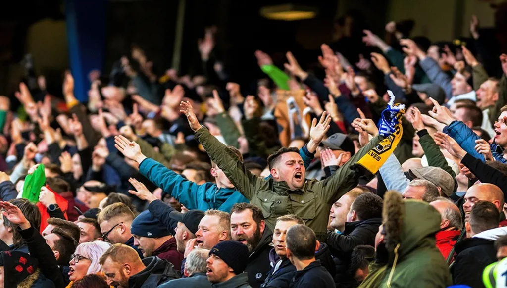 ازدياد مفاجئ للإساءات الدينية والجنسية في كرة القدم الإنكليزية