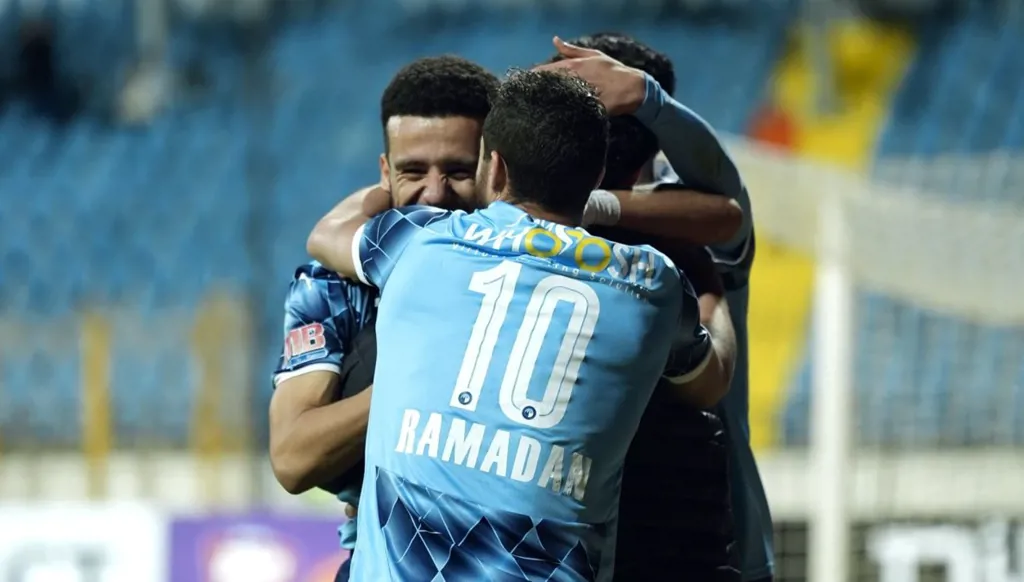 بيراميدز يستعيد صدارة الدوري المصري