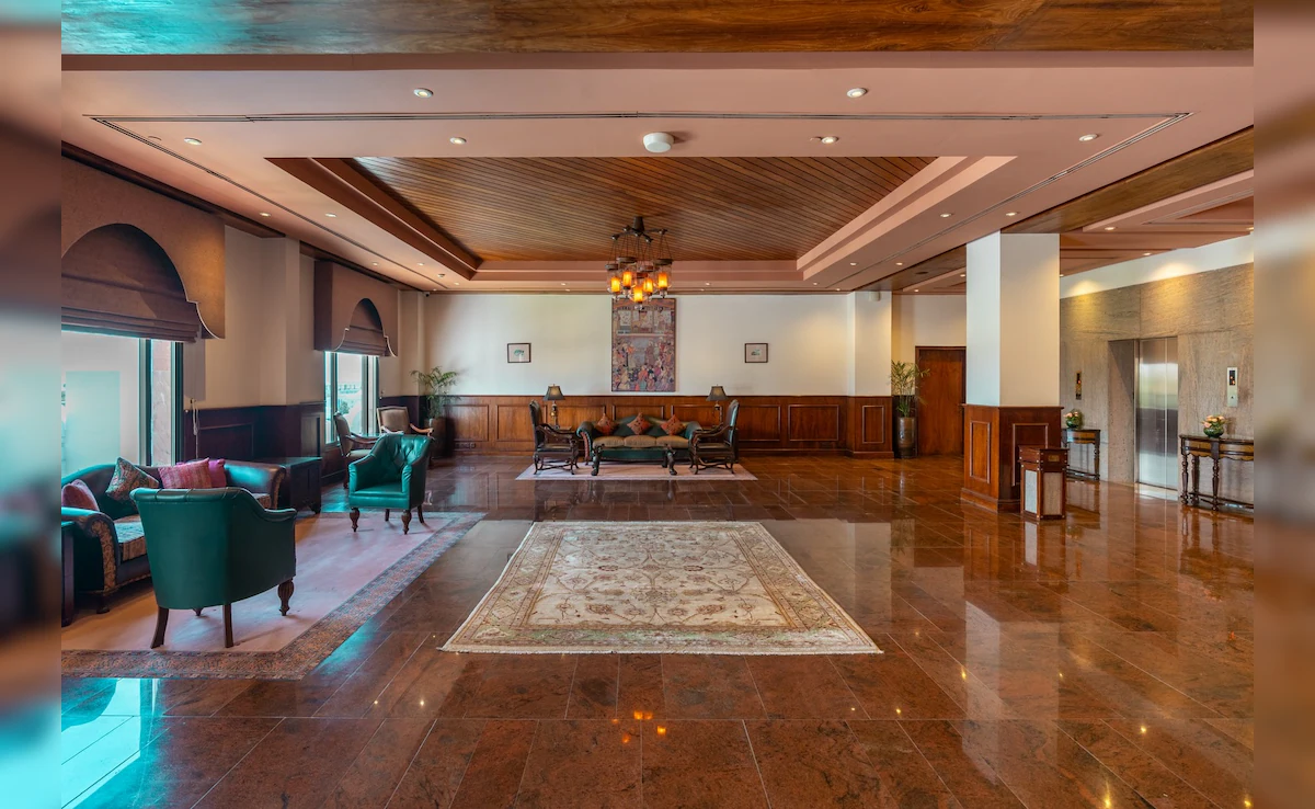  فندق سيرينا (فايسبوك). 