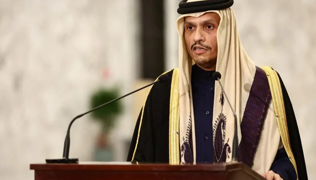 رئيس وزراء قطر لعراقجي: الاعتداءات على السفن في مضيق هرمز تقوّض الثقة