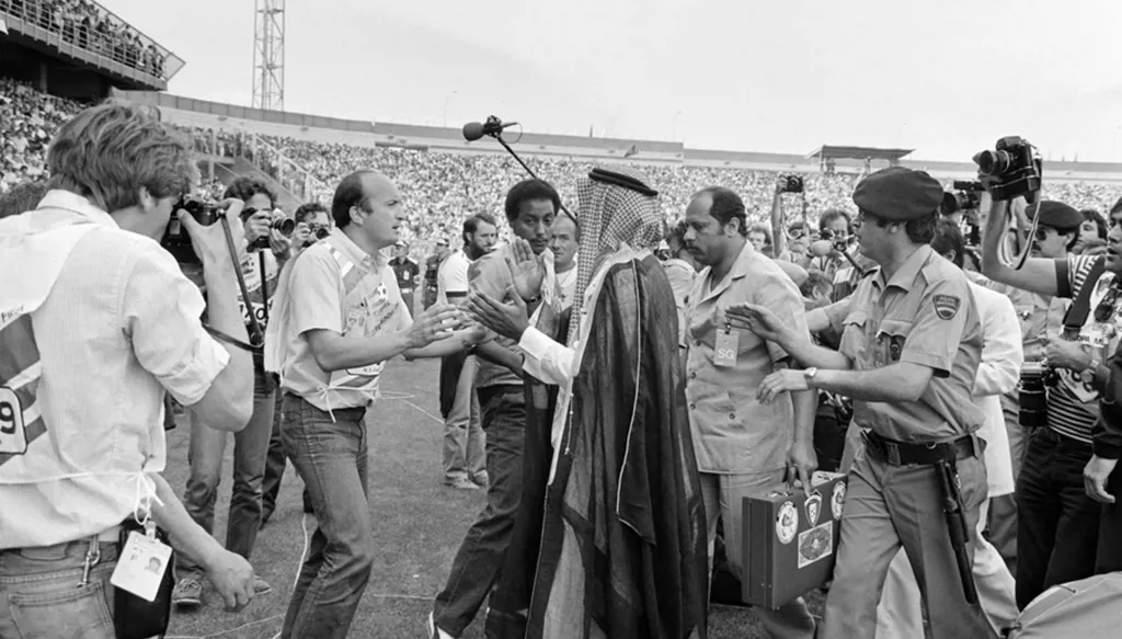 أغرب قصة في كأس العالم 1982 (فيديو)