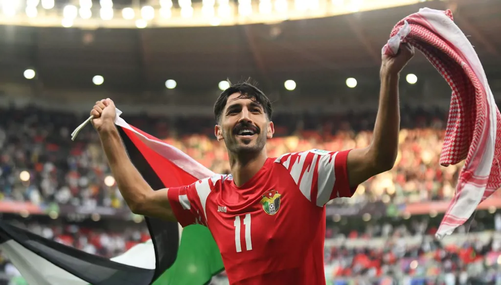 يزن النعيمات يوضح موقفه من الأهلي المصري بعد تصدر الأردن لمجموعته في كأس العرب 2025