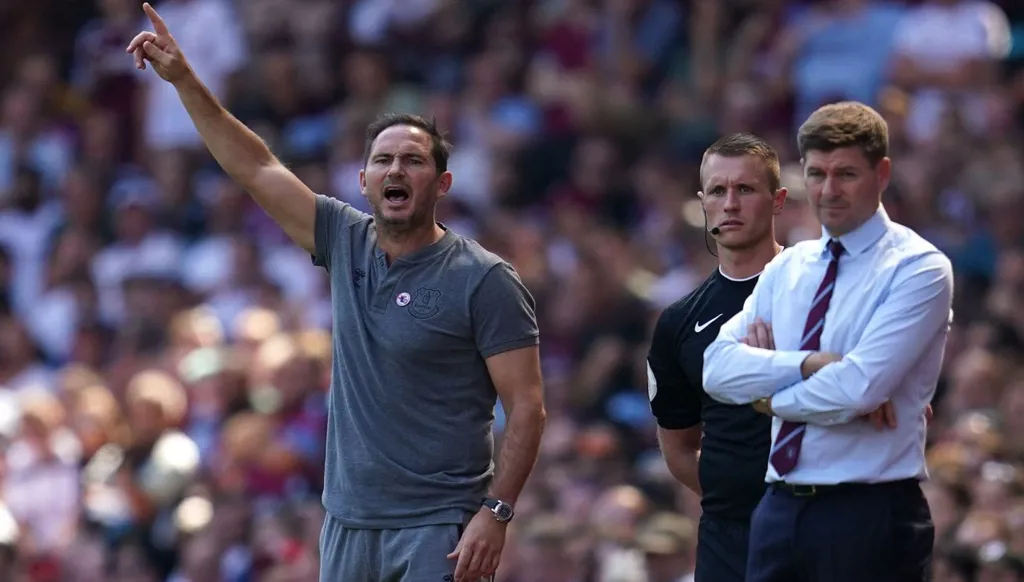 لامبارد يقود كوفنتري إلى الدوري الإنكليزي الممتاز بعد 25 عاماً