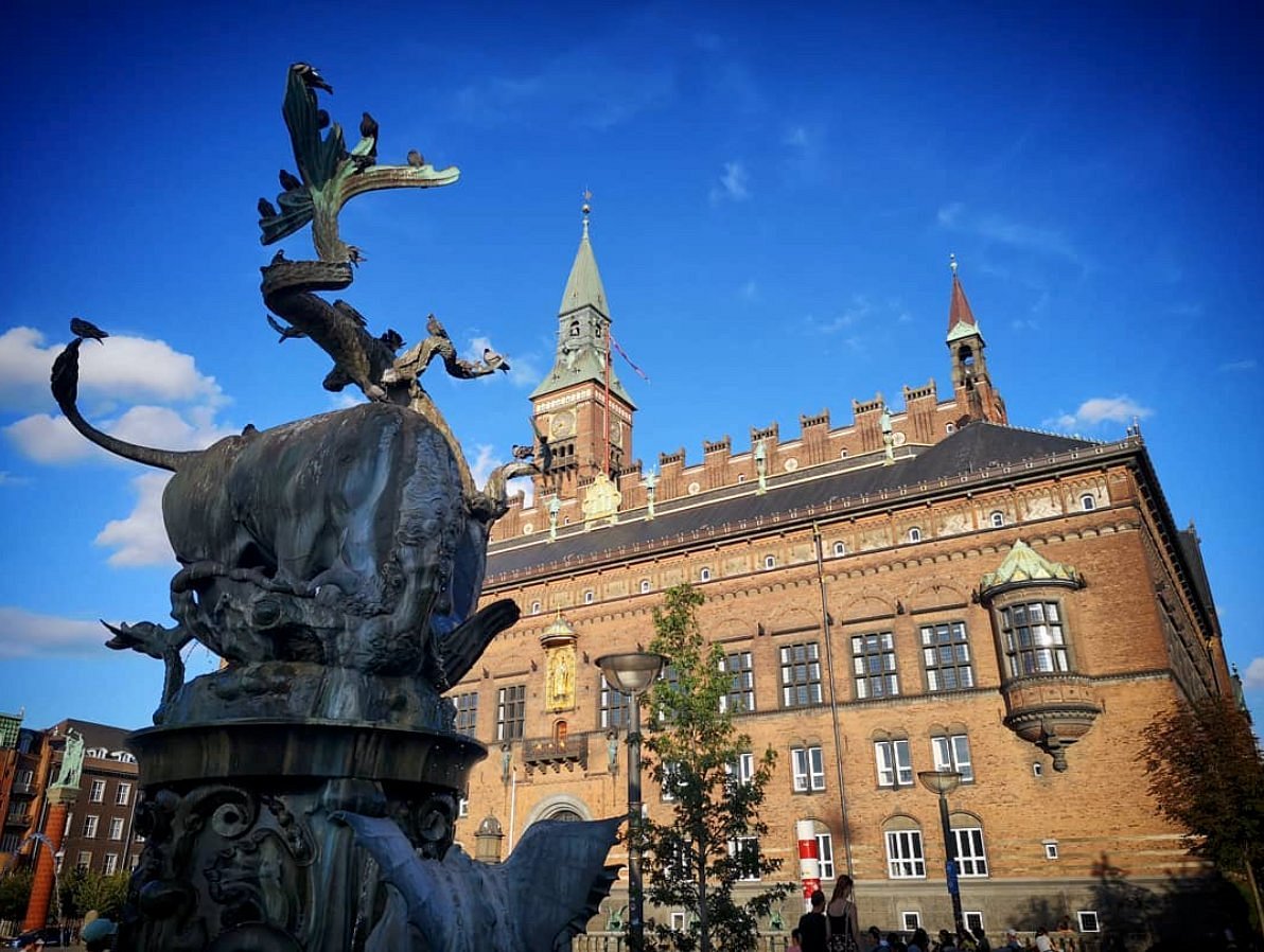 قاعة مدينة كوبنهاغن (مواقع)