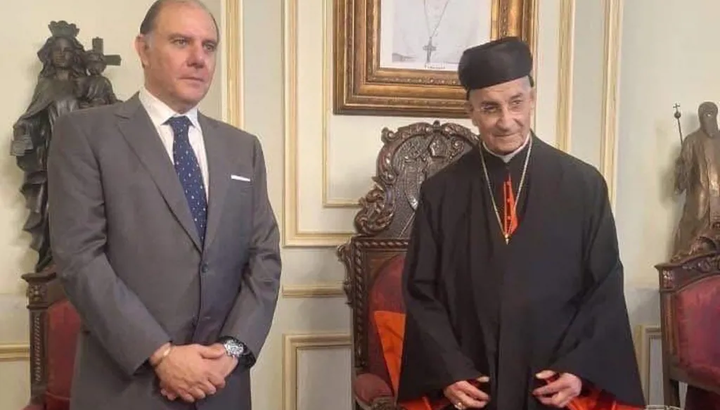 لقاء بين الراعي وحاكم مصرف لبنان في بكركي