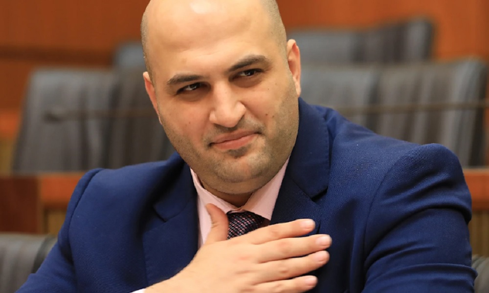 ركان ناصر الدين (انترنت).