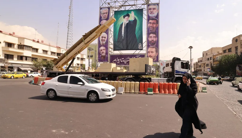 إيران على بُعد ساعات من "العقوبات الأممية"... فكيف تعمل آلية الزناد؟