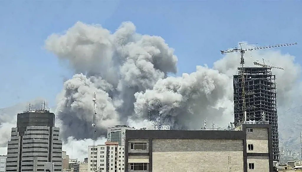 "A Sky Full of Missiles" : pendant que le Liban attend toujours Coldplay…