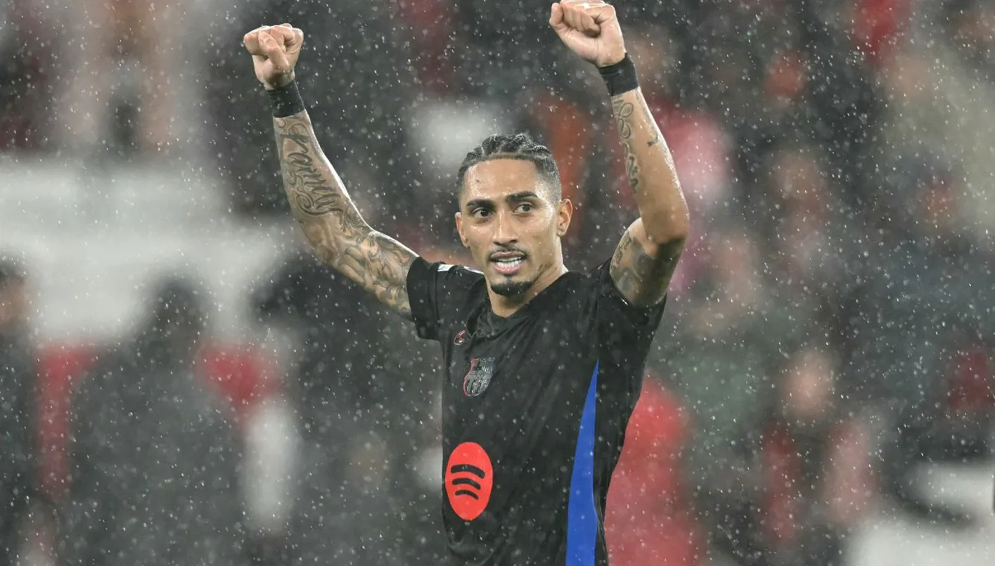 برشلونة يخطط لمكافأة رافينيا بطريقة خاصة