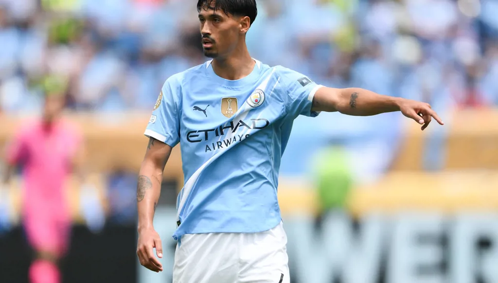 أعلى اللاعبين أجراً بين الصفقات الجديدة في الدوري الإنكليزي