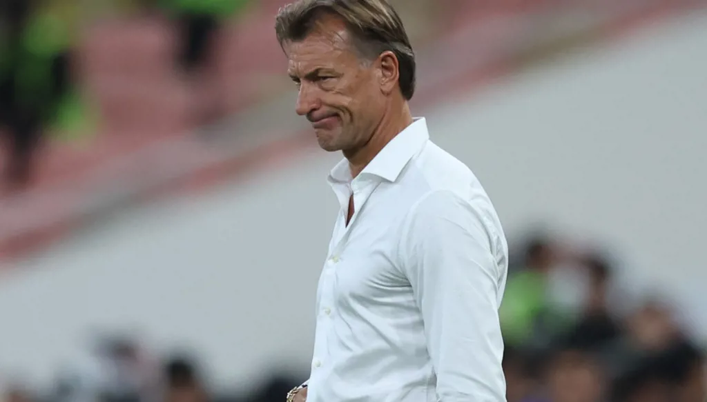 مدرب السعودية يريد العودة للتدريب في إفريقيا