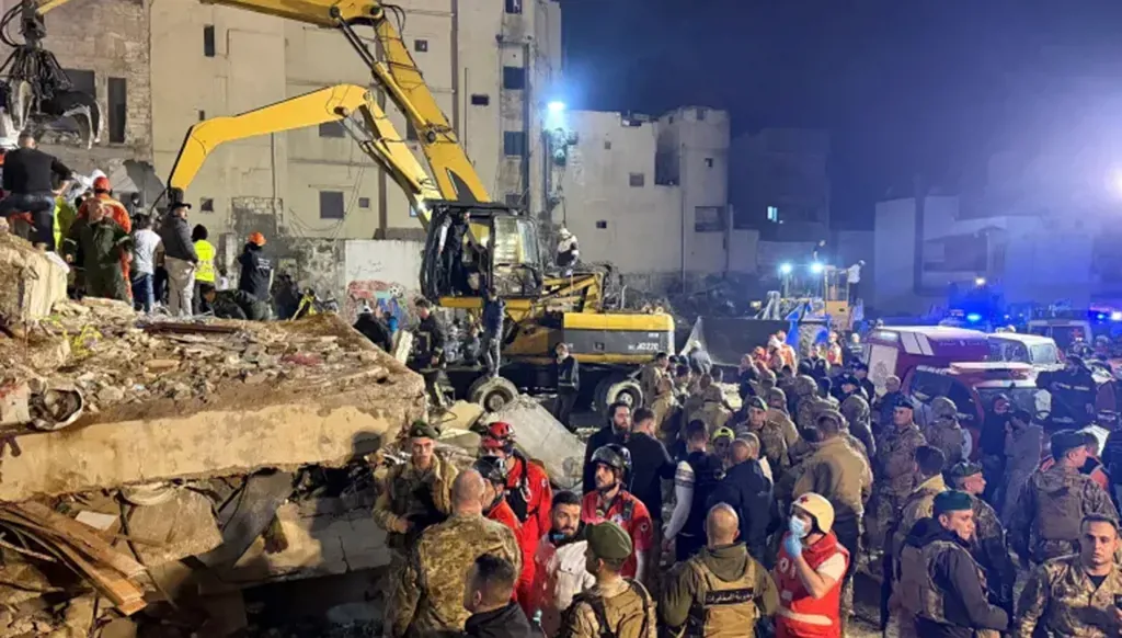 Tripoli on the edge: When cities stop renewing themselves