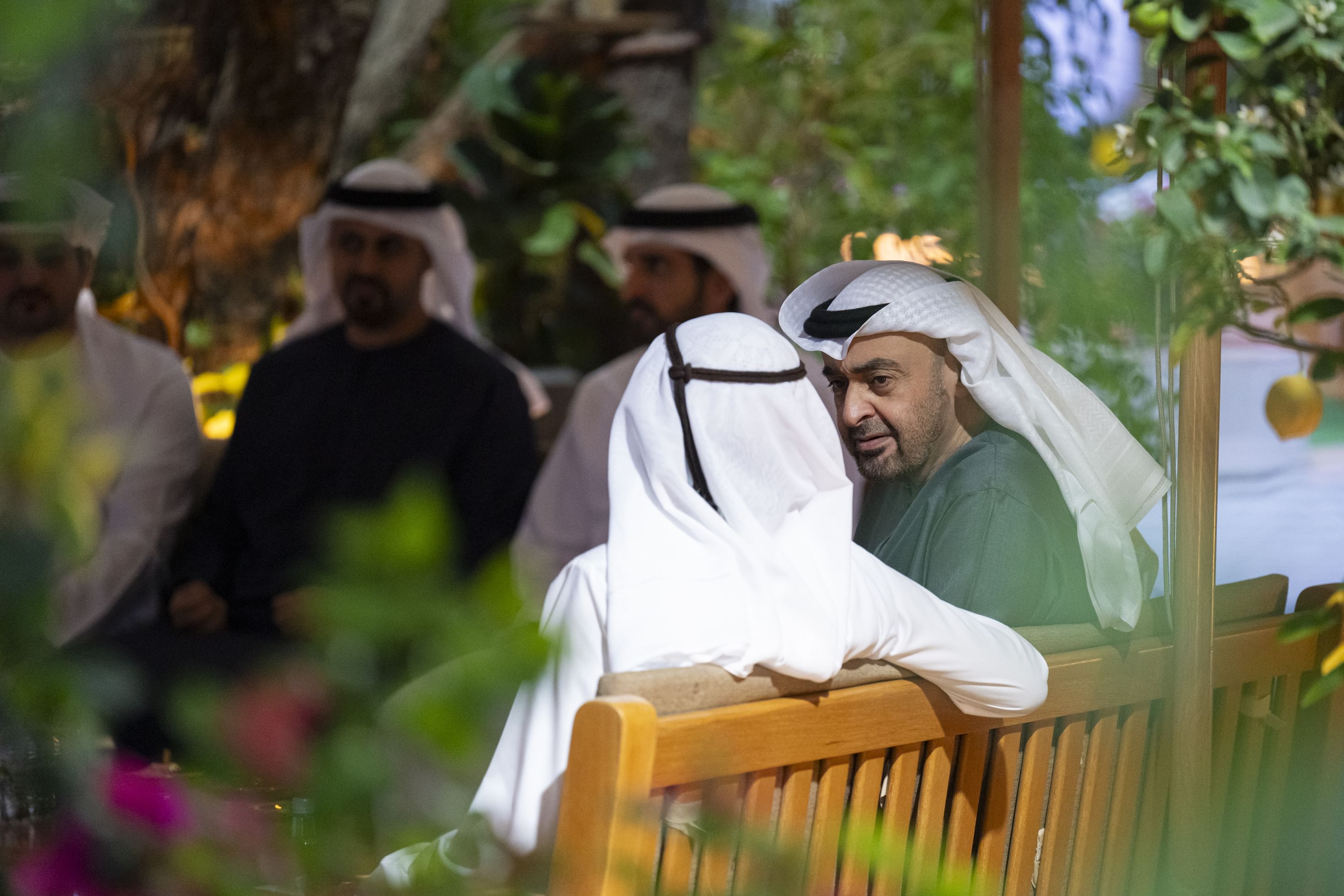 خلال اللقاء في استراحة المرموم (وام)