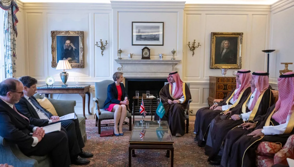 وزير الداخلية السعودي من لندن: حريصون على رفع مستوى التعاون