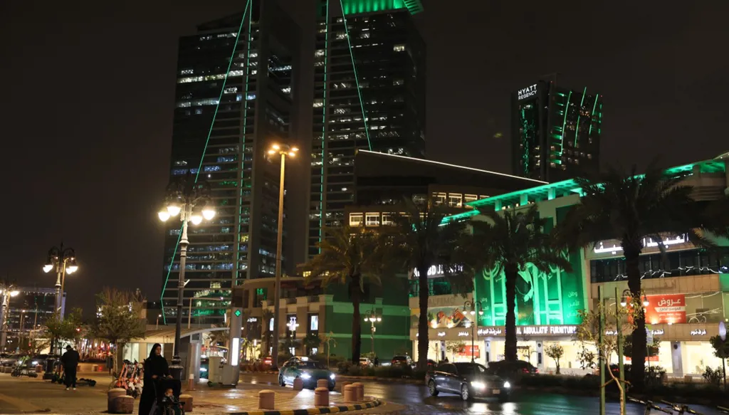 هجمات إيرانية مستمرّة على دول الخليج