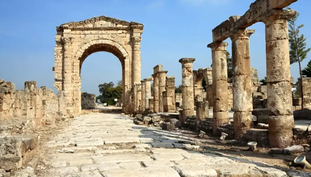 ماذا يعني أَن نكون لبنانيين؟