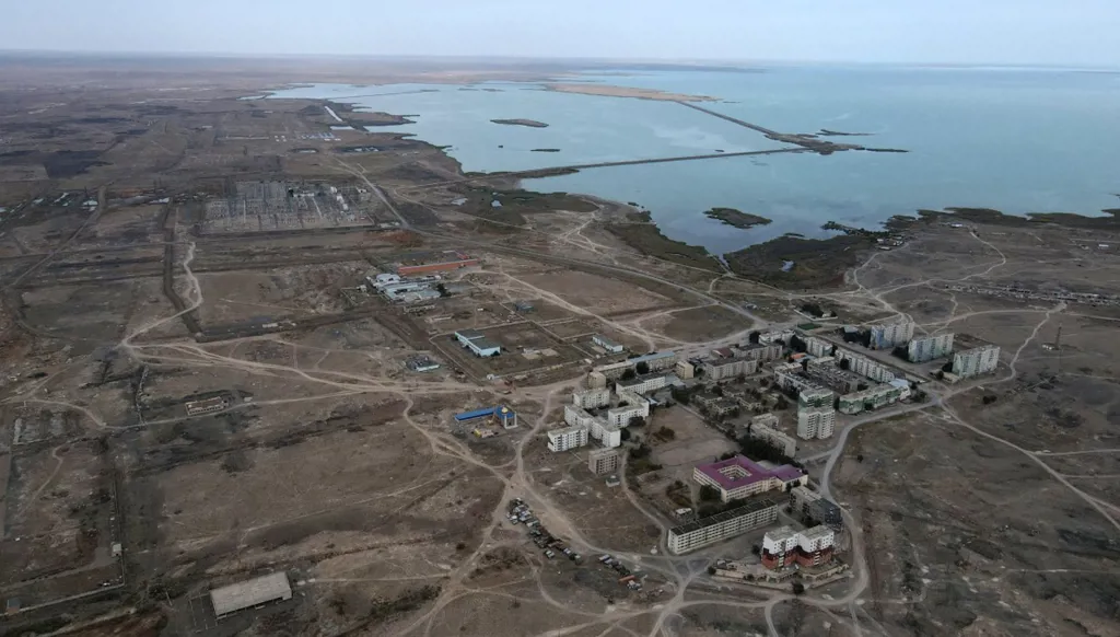 روسيا تطلق أعمال بناء أول محطة نووية في كازاخستان