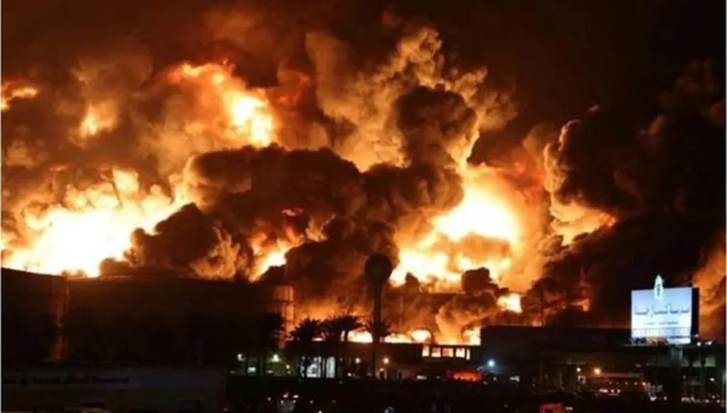 إعلام حوثي: طائرات حربية أميركية نفّذت 17 غارة على اليمن