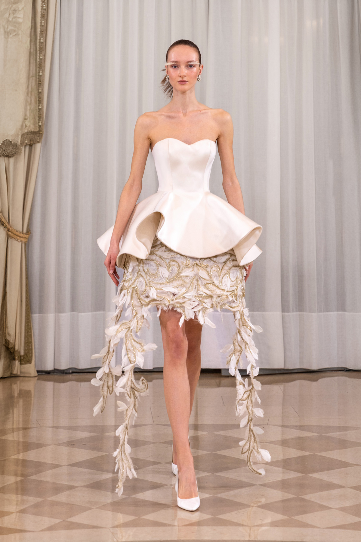 من مجموعة سعيد قبيسي Rebirth SS26 للخياطة الراقية (تصوير خاص بدارسعيد قبيسي)