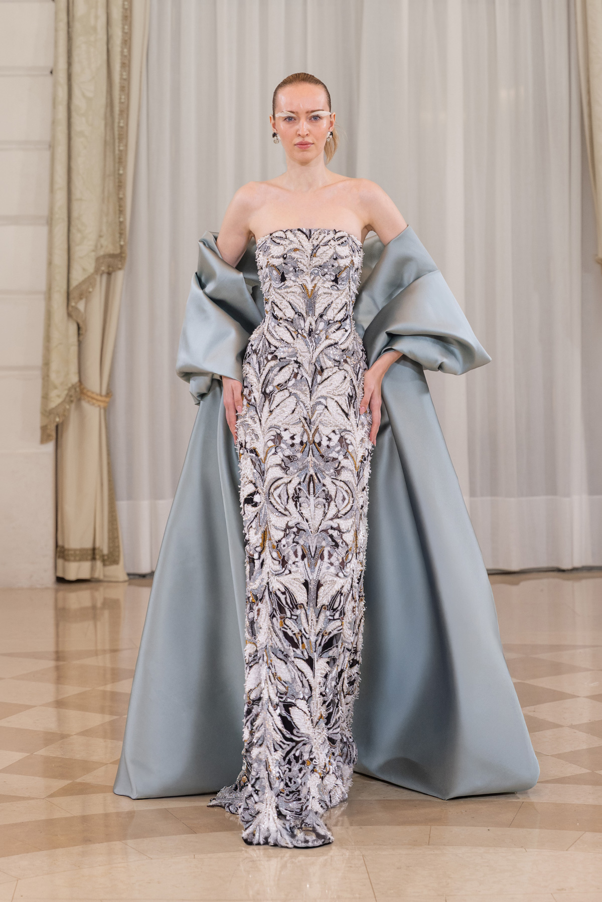 من مجموعة سعيد قبيسي Rebirth SS26 للخياطة الراقية (تصوير خاص بدارسعيد قبيسي)