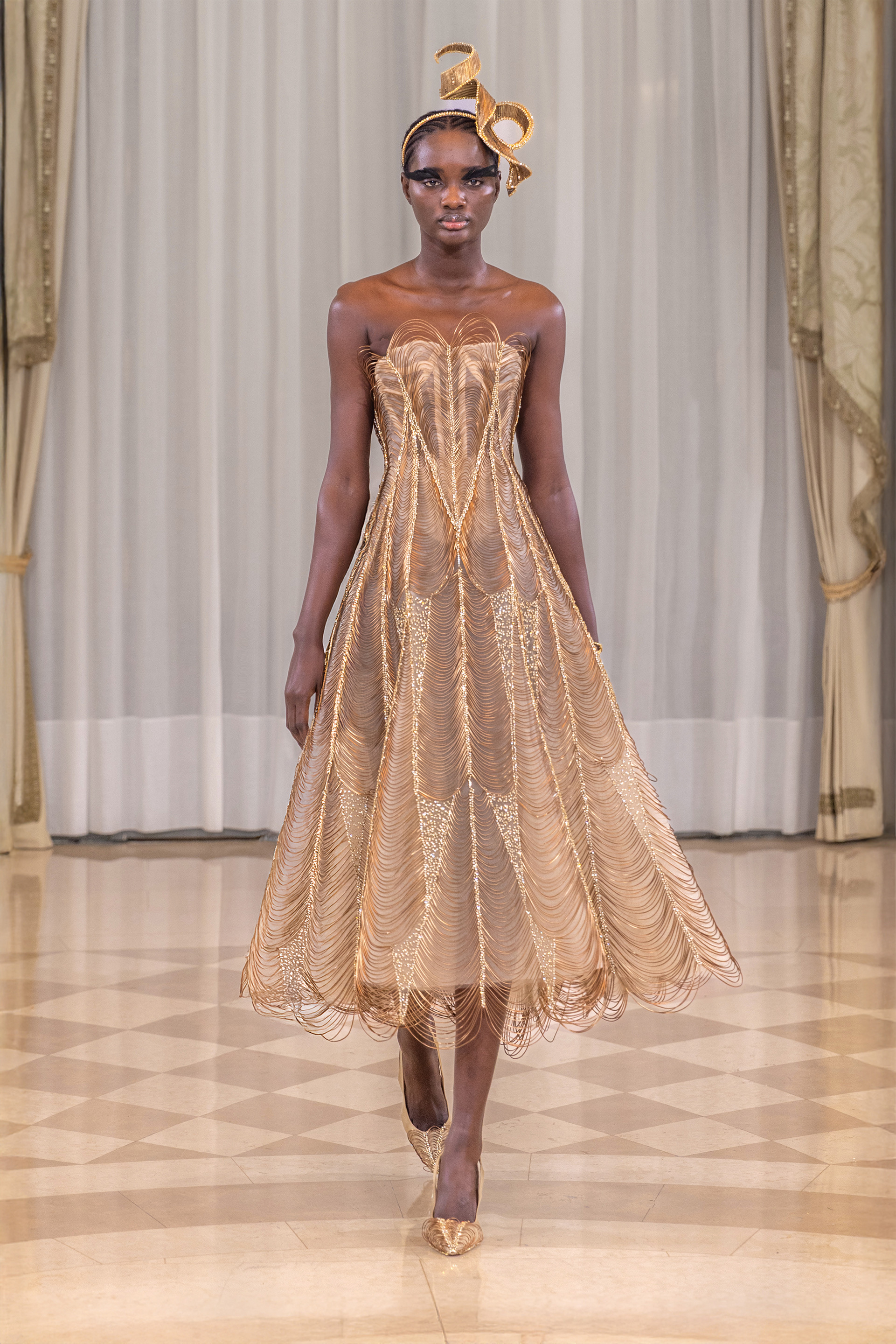 من مجموعة سعيد قبيسي Rebirth SS26 للخياطة الراقية (تصوير خاص بدارسعيد قبيسي)